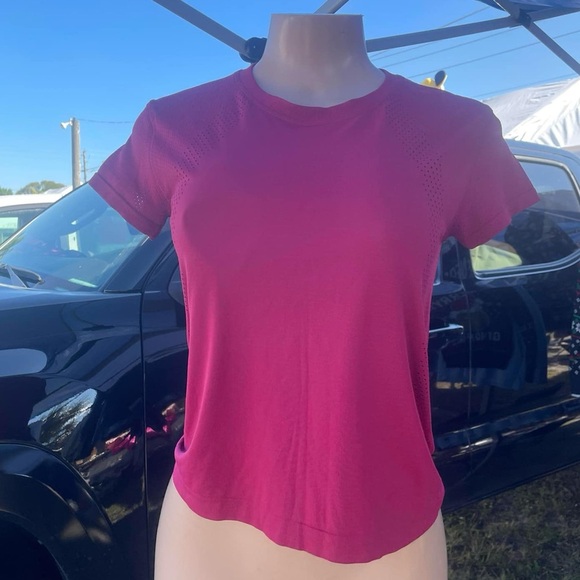 lululemon athletica Tops - Lululemon athletica shirt